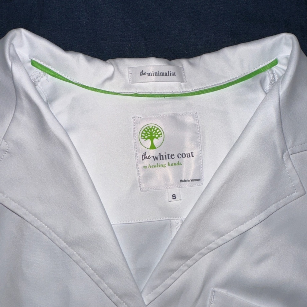 Healing Hands White Lab Coat - Picture 3 of 7